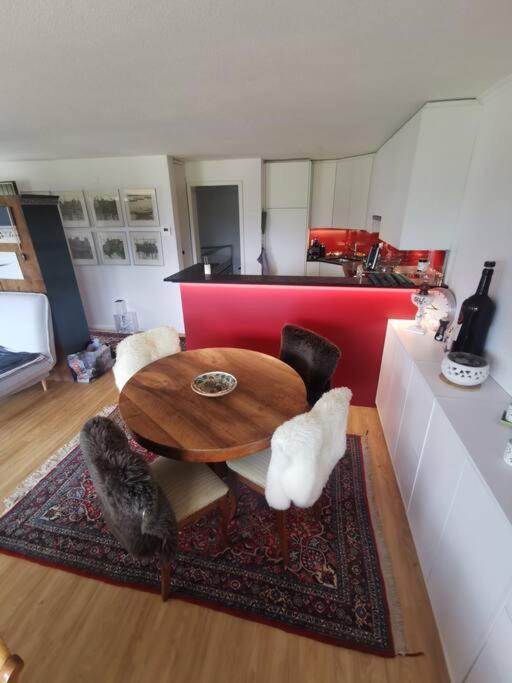 Neb-Thun Einigen, Wohnung Am See Spiez Eksteriør billede
